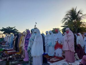 Potret Sholat Idul Adha Jemaah Muhammadiyah 9 Juli 2022 di Bali Potret Sholat Idul Adha Jemaah Muhammadiyah 9 Juli 2022 di Bali