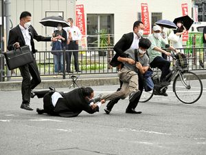 Yamagami Bunuh Mantan Perdana Menteri Jepang Karena Faktor Agama Yamagami Bunuh Mantan Perdana Menteri Jepang Karena Faktor Agama