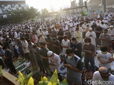 Jemaah Muhammadiyah Bekasi Gelar Salat Idul Adha di Cyber Park