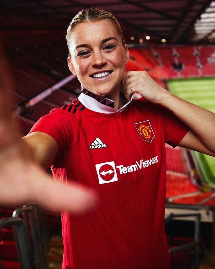 Jersey Baru MU