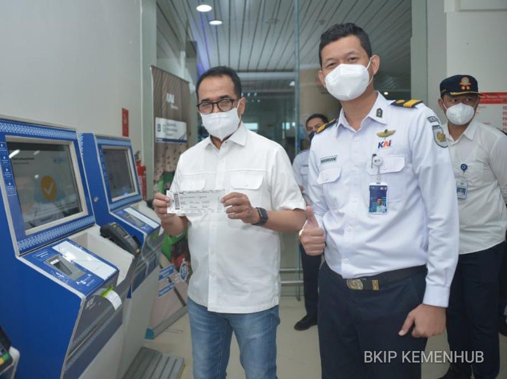 Menhub Ajak Warga Naik KA Bandara YIA: Lebih Cepat-Tarif Terjangkau Menhub Ajak Warga Naik KA Bandara YIA: Lebih Cepat-Tarif Terjangkau