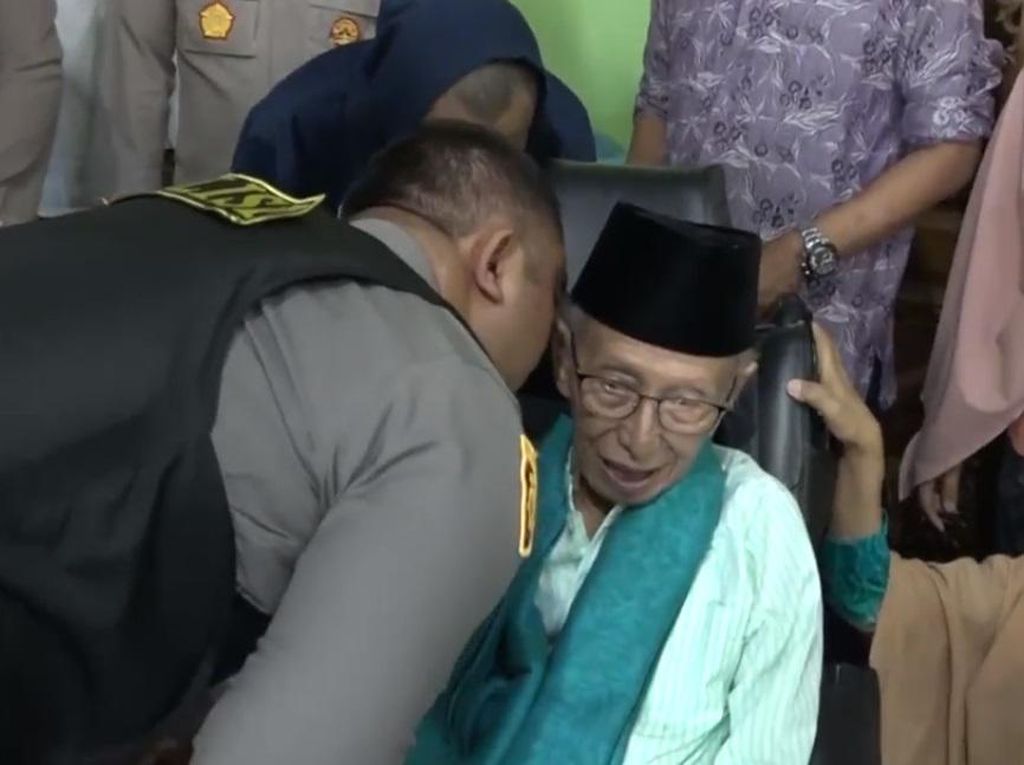 Mas Bechi Disebut Menyerah Setelah Diberi 2 Pilihan Ini Mas Bechi Disebut Menyerah Setelah Diberi 2 Pilihan Ini