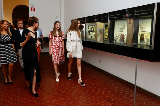 Leonor Putri Asturias dan Infanta Sofia dari Spanyol/ Foto: Casa de S.M. el Rey Leonor Putri Asturias dan Infanta Sofia dari Spanyol