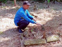 Artefak Berbagai Bentuk Ditemukan di Lokasi Makam Kuno Sukabumi