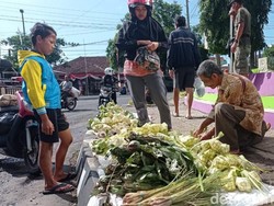 Cerita Pedagang Kopi dan Asongan Terguyur Berkah Iduladha 1443 H