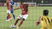 Gol bisa didapat Indonesia pada menit ke-14, lewat aksi Rabbani Tasnim. Gol dicetak lewat penalti, usai Subhan Fajri dilanggar. Tanpa kesulitan, Rabbani bisa menaklukkan kiper Filipina, Lance Jeter Aquino. Skor 1-0 untuk Indonesia.