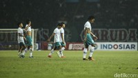 Kemenangan atas Myanmar tak mampu membawa Indonesia lolos ke semifinal Piala AFF U-19 2022 karena di saat bersamaan Vietnam vs Thailand yang berlangsung di Stadion Madya, Senayan, berakhir imbang 1-1.