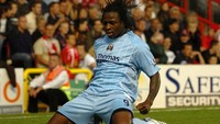 Emile Mpenza (06/07 - 07/08). Foto: PA Images via Getty Images/Tony Marshall - EMPICS