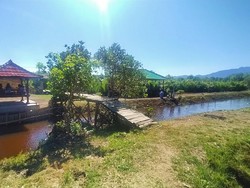 Menyusuri Ekowisata Budeng, Sentra Edukasi Mangrove-Wisata Kuliner