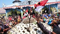 Melihat dari Dekat Tradisi Grebeg Gunungan Besar Solo