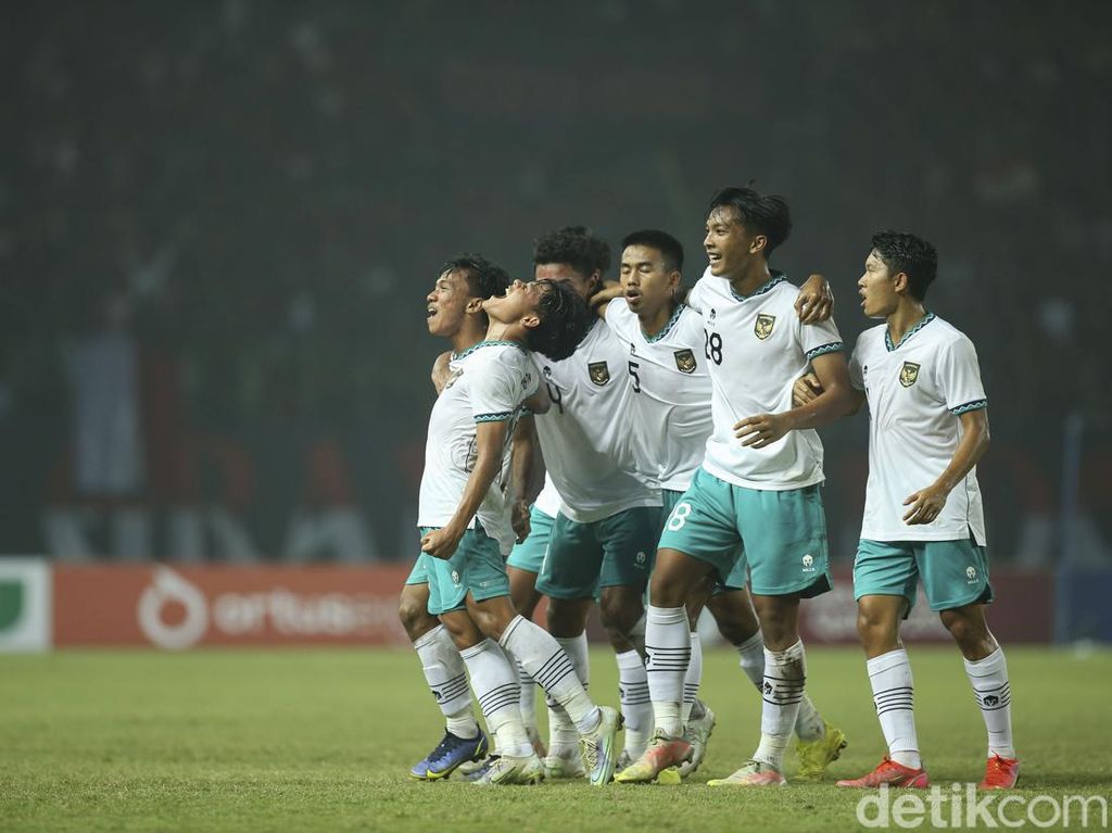 Indonesia Tersingkir, Netizen: Thailand-Vietnam Sepakbola Gajah