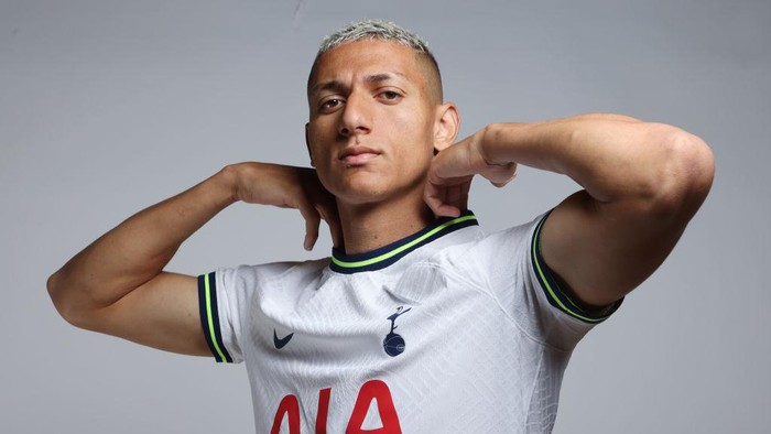 ENFIELD, ENGLAND - JULY 09: Tottenham Hotspur new signing Richarlison poses for a photo at Tottenham Hotspur Training Centre on July 09, 2022 in Enfield, England. (Photo by Tottenham Hotspur FC/Tottenham Hotspur FC via Getty Images)