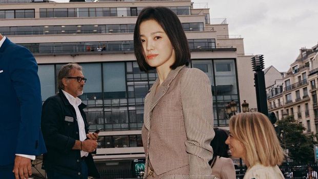 Song Hye Kyo di Fashion Show Fendi