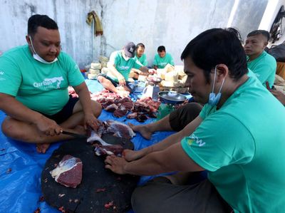 Tebar Hewan Kurban ke Pelosok Negeri