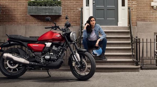 Gagah Banget! Ini Potret Motor Retro-Modern Terbaru TVS Ronin