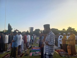 2 Tahun Pandemi, Warga Senang Bisa Salat Id di Taman Kota Singaraja
