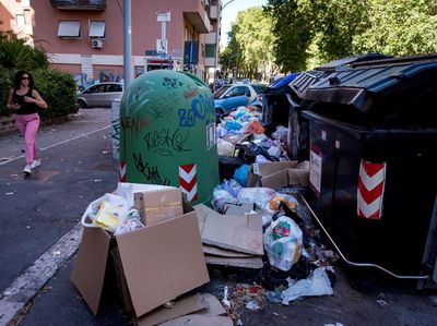 Banyak Sampah Menuju Roma