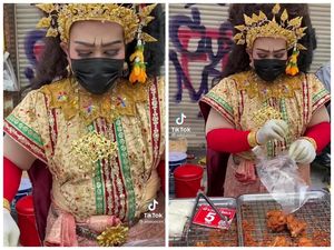 Penjual Ayam Goreng Nyentrik Ini Jadi Pusat Perhatian Turis