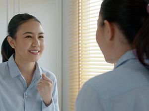 Cemas Belum Naik Gaji? Terapkan 4 Sikap Ini di Tempat Kerja Cemas Belum Naik Gaji? Terapkan 4 Sikap Ini di Tempat Kerja