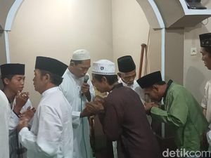 Jemaah Aboge di Probolinggo Rayakan Idul Adha Hari Ini Jemaah Aboge di Probolinggo Rayakan Idul Adha Hari Ini