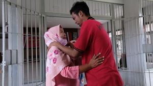 2 Tahun Terpisah Gegara Pandemi, Begini Momen Rindu di Lapas Pontianak