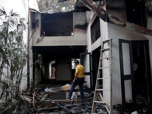 Beginilah Rumah PM Sri Lanka yang Diamuk Massa, Porak-poranda Beginilah Rumah PM Sri Lanka yang Diamuk Massa, Porak-poranda