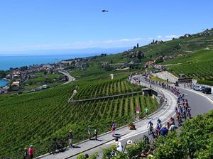 Sederet Lansekap Indah yang Dilintasi Pebalap TDF 2022 Sederet Lansekap Indah yang Dilintasi Pebalap TDF 2022