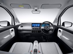 Bedah Interior Mobil Listrik Wuling Air ev: Muat 4 Orang, Banyak Fitur Canggih