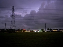 Hadapi Dampak Perubahan Iklim, Luhut: Peran BMKG Super Penting