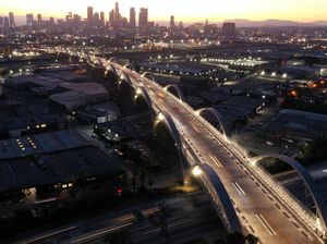 Super Kokoh, Jembatan Baru di LA Ini Diklaim Tahan Gempa Hingga M 9.0