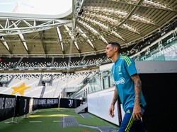 Angel Di Maria Sempat Digosipkan ke Barcelona, Faktanya ...