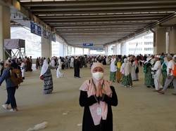 Selesai Ibadah Haji, Khofifah Pulang ke Indonesia Lebih Cepat dari Jadwal