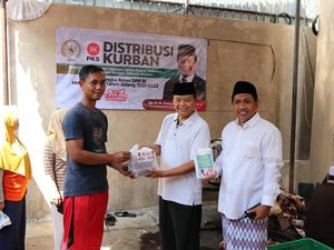 HNW Bagikan 10.000 Paket Kurban ke Warga Jakarta hingga Malaysia