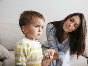 Pentingnya Orang Tua Ngobrol dengan Anak Pentingnya Orang Tua Ngobrol dengan Anak