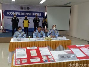 Pakai Paspor Meksiko Palsu, WNA Berbahasa Mandarin Ditangkap di Soetta