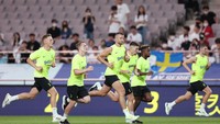 Antonio Conte dinilai mau membuat para pemain Spurs lebih bertenaga di lapangan (Tottenham Hotspur FC via Getty I/Tottenham Hotspur FC)