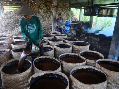 Mengintip Pembuatan Gula Merah Made In Kudus