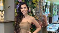 7 Foto Ratu Kecantikan Dulunya Mengunci Diri karena Di-bully Terlalu Cantik