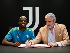 Pogba Ingin Bermain Bola dengan Bahagia di Juventus