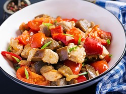 Resep Tumis Terong  dan Ayam yang Sederhana dan Sedap Bumbunya