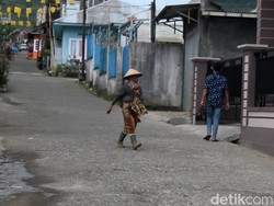 Di Balik Banjir Daging Kurban Dusun Krajan: Warga Menabung Mulai Rp 5.000