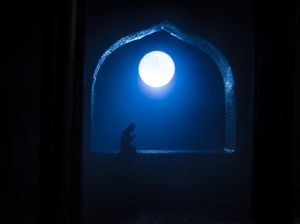 Doa Tahajud Sesuai Ajaran Rasulullah SAW, Bisa Diamalkan Tiap Malam Doa Tahajud Sesuai Ajaran Rasulullah SAW, Bisa Diamalkan Tiap Malam