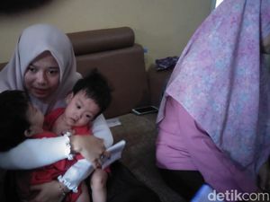 Pilu Bayi Kembar Siam Asal KBB, Butuh Bantuan untuk Operasi Pemisahan