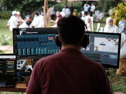 Kisah 3 Sekawan Rintis Bisnis Live Streaming Kondangan, Cuannya Bikin Ngiler