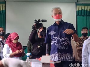 Baru 7 Juta Warga Jateng Divaksin Booster, Ganjar: Rendah