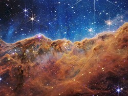 Untuk Pertama Kalinya, NASA Rilis Foto Ruang Angkasa yang Detail Banget