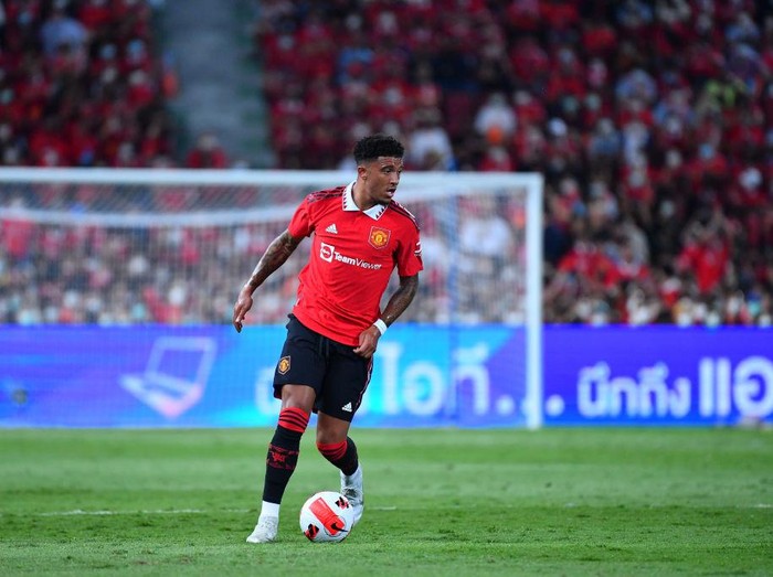 BANGKOK, THAILAND - JULY 12: Jadon Sancho #25 of Manchester United in action during the preseason friendly match between Liverpool and Manchester United at Rajamangala Stadium on July 12, 2022 in Bangkok, Thailand. (Photo by Supakit Wisetanuphong/MB Media/Getty Images)