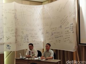 Bos Sekolah Selamat Pagi Indonesia Kota Batu Ajukan Penangguhan Penahanan Bos Sekolah Selamat Pagi Indonesia Kota Batu Ajukan Penangguhan Penahanan