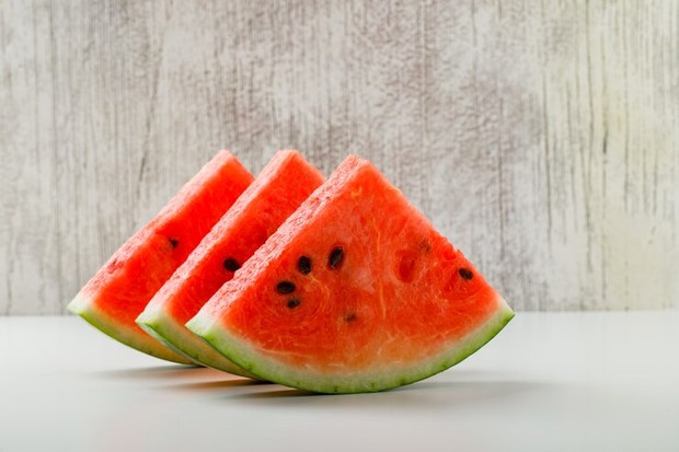 Meningkatkan imun tubuh/Foto: Freepik.com/8photo Manfaat buah semangka untuk ibu hamil