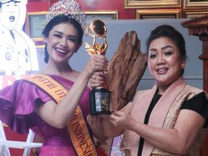 Pulang ke Bona Pasogit, Gresita Siahaan Disambut Dengan Sukacita Pulang ke Bona Pasogit, Gresita Siahaan Disambut Dengan Sukacita
